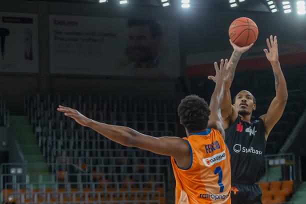 另一家通过 另一家通过