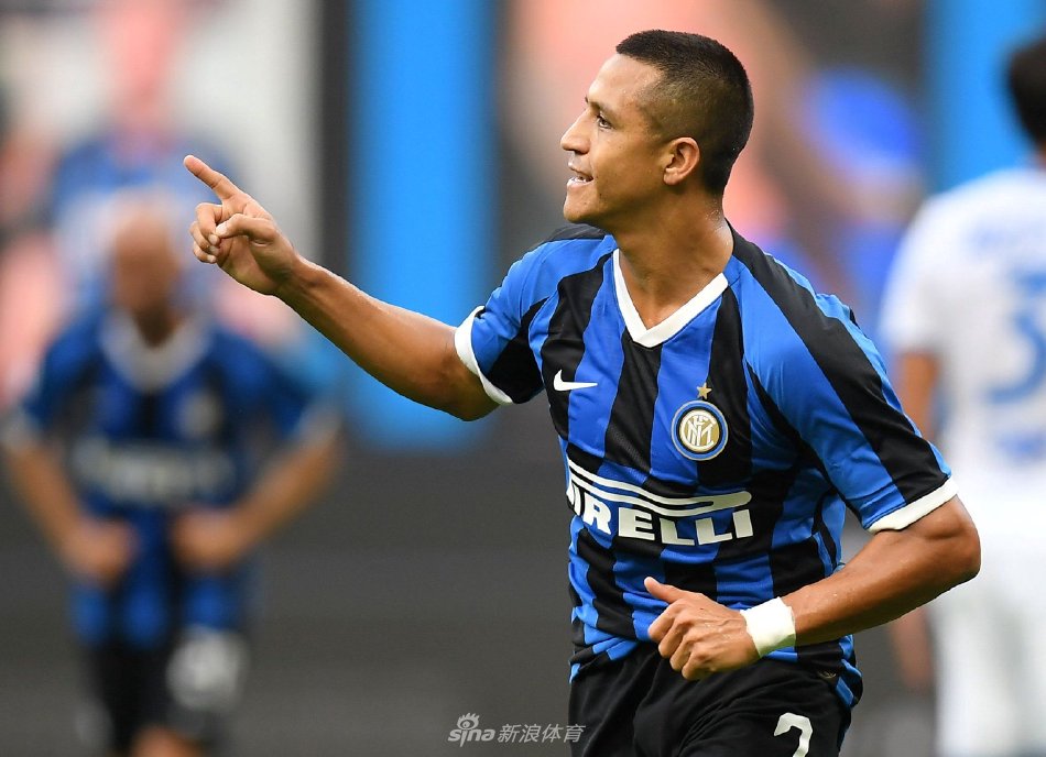 他在接受采 他在接受采