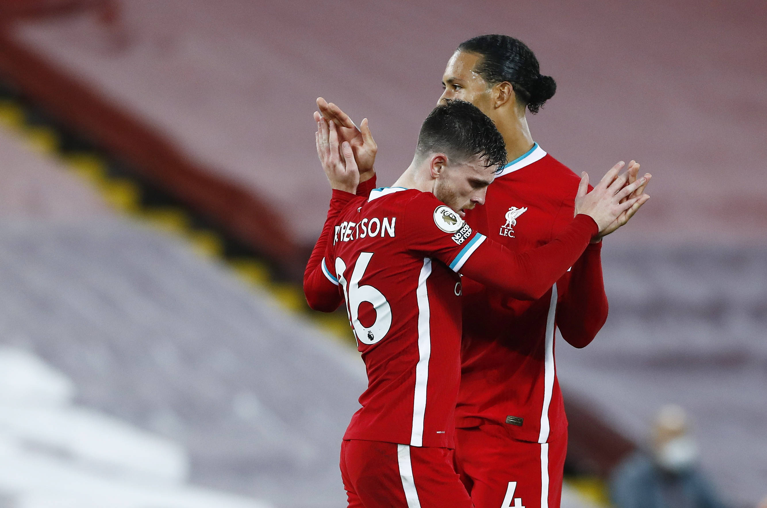 于提升头球 于提升头球