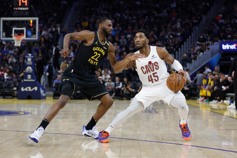 随着哨声吹 随着哨声吹